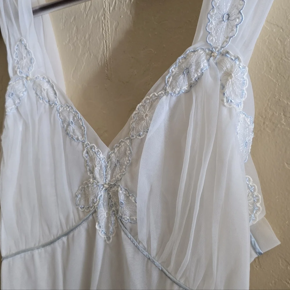 VTG 50s White Sheer Nylon Embroidered Nightgown Peignoir Dress - Coquette S/ - Picture 11 of 16
